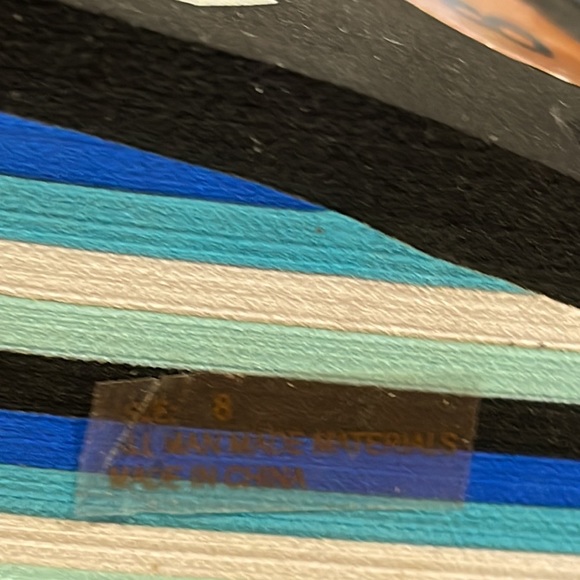 Quicksilver wedge heel flip flops size 8 - Picture 7 of 7